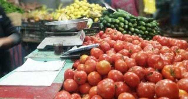 استقرار أسعار الخضروات والفاكهة اليوم بمنافذ المجمعات الاستهلاكية