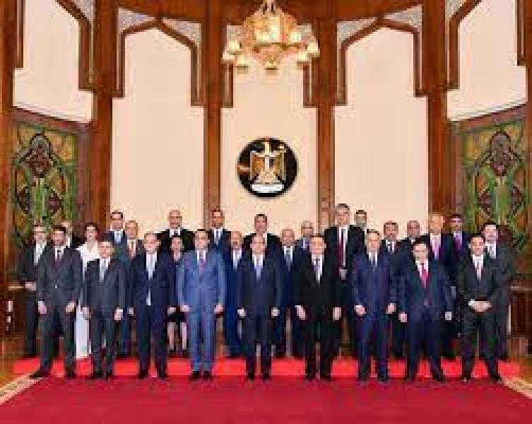 الرئيس السيسي يؤكد تطلع مصر لتطوير التعاون مع مجتمع رجال الأعمال والشركات الكويتية