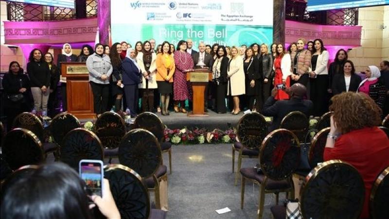 رئيسا هيئة الرقابة المالية والبورصة يفتتحان جلسة التداول احتفالاً باليوم العالمي للمرأة