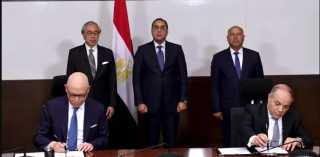 توقيع عقدى إنشاء وإدارة وتشغيل محطتي الحاويات بميناءي السخنة والدخيلة