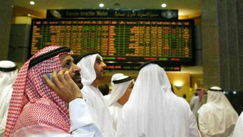 تباين مؤشرات البورصات الخليجية بالتزامن مع انخفاض الأسواق العالمية