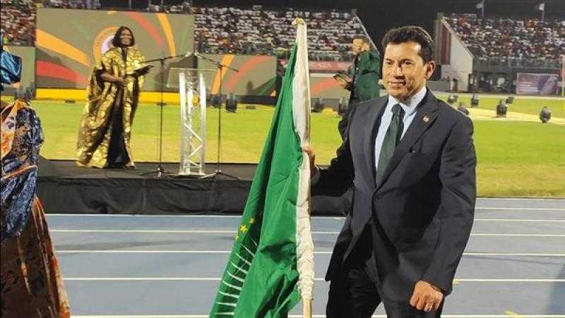 وزير الرياضة يستلم راية تنظيم مصر لدورة الألعاب الأفريقية 2027
