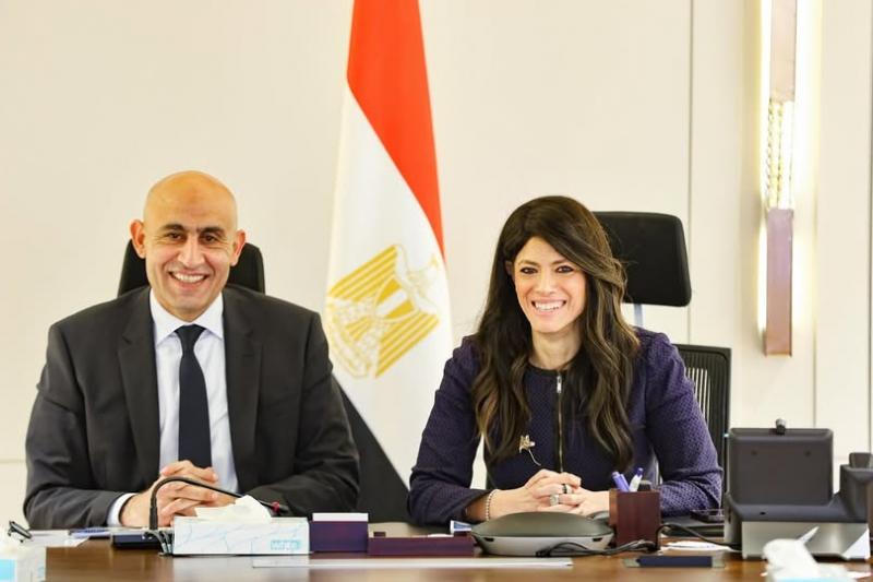 بيزنس لايف