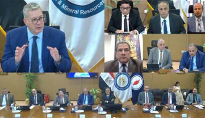 تداول 74 مليون برميل زيت خام بميناء الحمراء البترولي خلال 2024-2025
