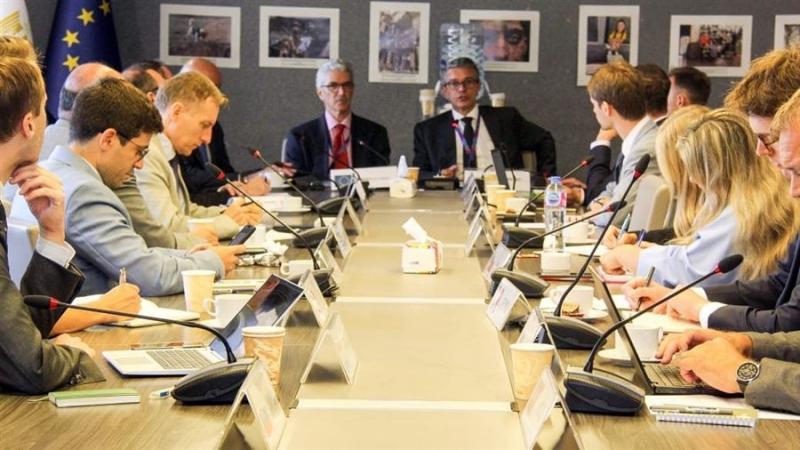 الجمارك: تطبيق نظام آلي لتبنيد وتقييم البضائع عبر الذكاء الاصطناعي