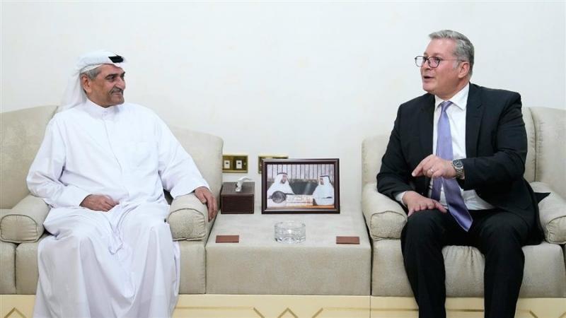 حاكم الفجيرة يبحث مع وزير البترول تعزيز التعاون بمجالات الطاقة