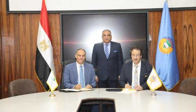 الهيئة القومية للبريد وجامعة طنطا يوقعان بروتوكول تعاون لتقديم الخدمات البريدية والمالية داخل الجامعة