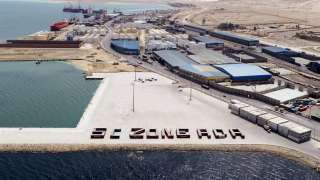 منح أول رخصة جمركية بميناء الأدبية لتخزين و توزيع وتداول البضائع