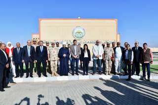 QNB  مصر ومركز بحوث الصحراء يوزعان مشروعات تنموية على المزارعين في سهل القاع بجنوب سيناء