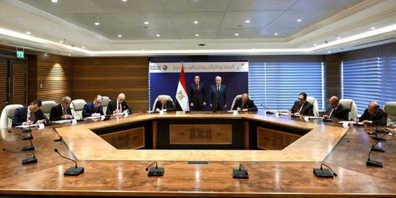 رئيس الوزراء يشهد مراسم توقيع البروتوكولات التنفيذية للتحالفات التسعة المتأهلة للمرحلة النهائية من المبادرة الرئاسية ”تحالف وتنمية”