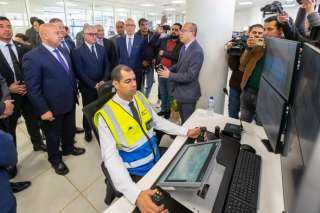 “ميناء السخنة” يحطم رقمًا قياسيًا في موسوعة جينيس كأكبر ميناء من صنع الإنسان