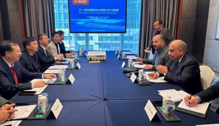 وزير الكهرباء يبحث مع مجموعة شركات «صاني» الصينية التعاون في مجالات الطاقة المتجددة