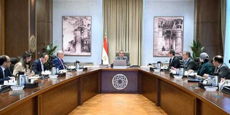 مجلس الوزراء: بدء تشغيل الكارت الموحد في صرف السلع التموينية والخبز في محافظة بورسعيد