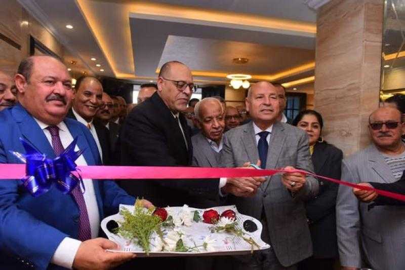 وزير العمل يفتتح المقر الجديد للنقابة العامة للعاملين بالنقل البري