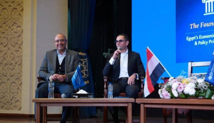 وزير الاستثمار: السياسة النقدية الحالية ساهمت في زيادة الأصول الأجنبية وتحويلات المصريين بالخارج والاحتياطي النقدي