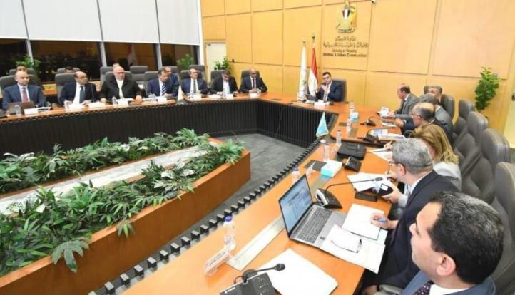 وزير الإسكان يشدد على متابعة المشروعات ضمن المرحلة الأولى لمبادرة “حياة كريمة”
