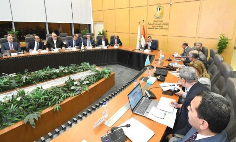 وزير الإسكان يشدد على متابعة المشروعات ضمن المرحلة الأولى لمبادرة “حياة كريمة”