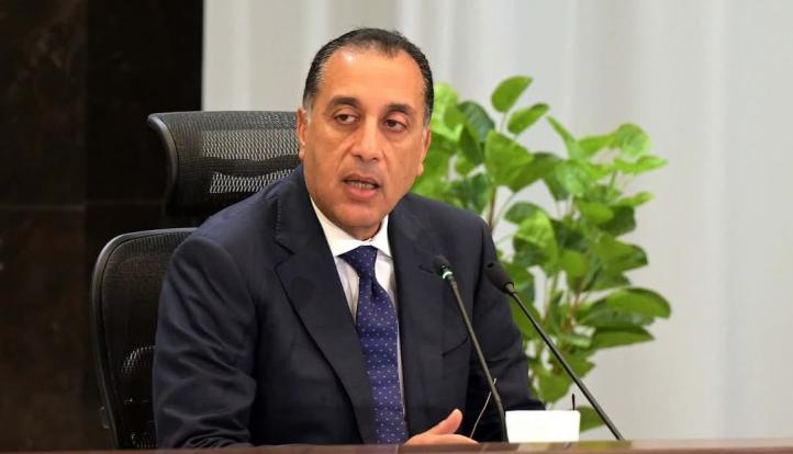 رئيس الوزراء يهنئ الرئيس السيسى بذكرى ثورة 25 يناير