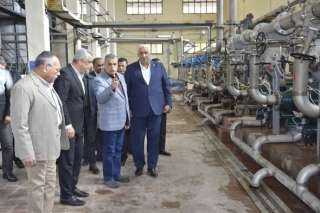 وزير الإنتاج الحربي يتابع سير الإنتاج بشركة أبو زعبل للكيماويات المتخصصة