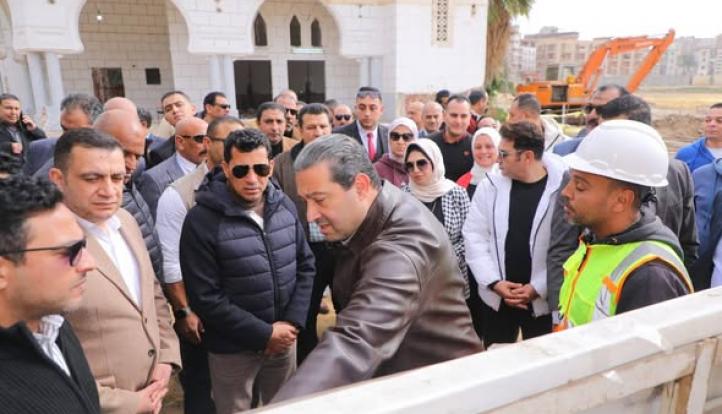 وزير الشباب والرياضة ومحافظ دمياط يفتتحان وحدة الطب الرياضي ويتفقدان أعمال تطوير سيتي كلوب ومركز شباب الاستاد