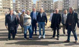 مسئولو الإسكان يتفقدون مشروع «درة العبور» وأراضٍ خدمية بالعاشر من رمضان