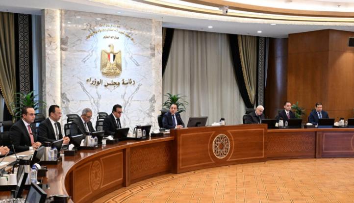 رئيس الوزراء يتابع مستجدات الموقف التنفيذي لميكنة منظومة التأمين الصحي الشامل
