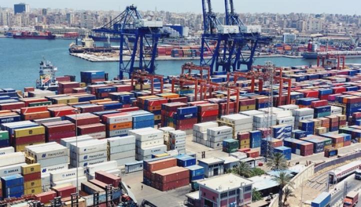 “الموانئ المصرية” تستقبل 396 ألف طن قمح وسكر الأسبوع المقبل