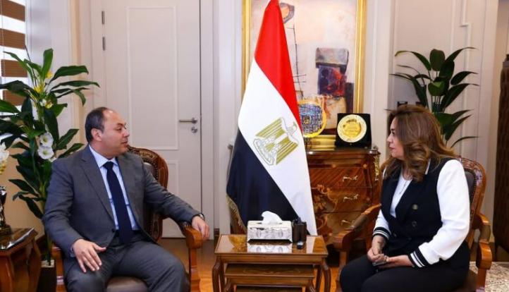 وزيرة التنمية المحلية تبحث مع رئيس هيئة تنمية الصعيد تسريع تنفيذ المشروعات ذات الأولوية