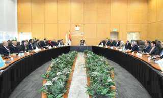 وزيرة الإسكان توجه بضرورة ترفيق الأراضي ومتابعة المشروعات في المدن الجديدة