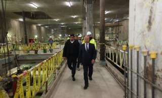 وزير النقل يتفقد محطة الملك الصالح بالخط الرابع للمترو