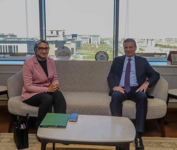 وزير الزراعة يبحث مع محافظ الوادي الجديد سبل تعزيز التنمية الزراعية الشاملة