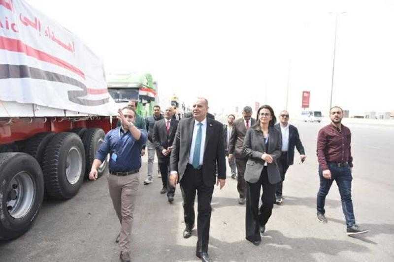 “التموين” تطلق القافلة 16 من المساعدات الإغاثية العاجلة إلى قطاع غزة