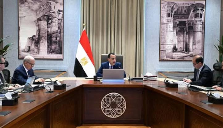 رئيس الوزراء يستعرض خطة الاستثمارات الحكومية للعام المالي 2027/2026