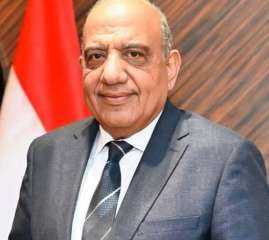 وزير الكهرباء يوجه بمد ساعات العمل بمراكز خدمة المواطنين