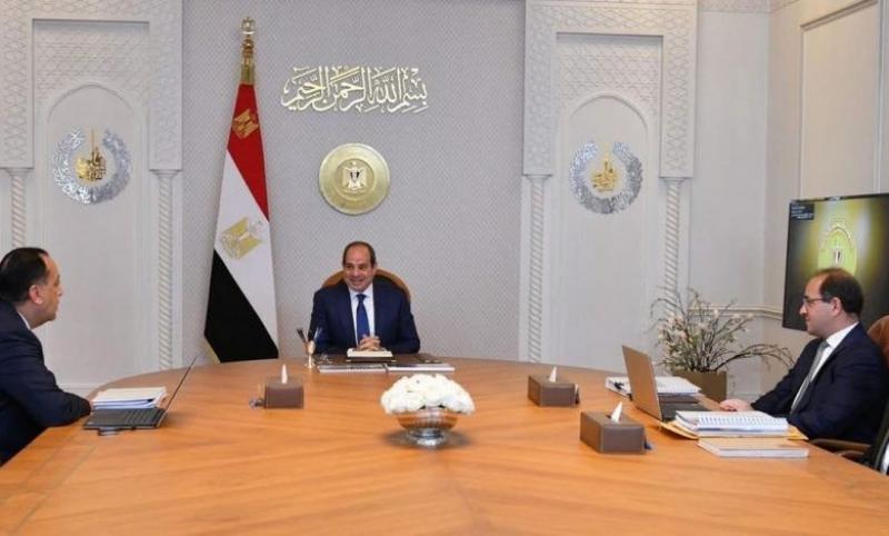 السيسي يوجه بمواصلة الإصلاح المالي وجذب الاستثمارات.. واستهداف نمو 5.4%