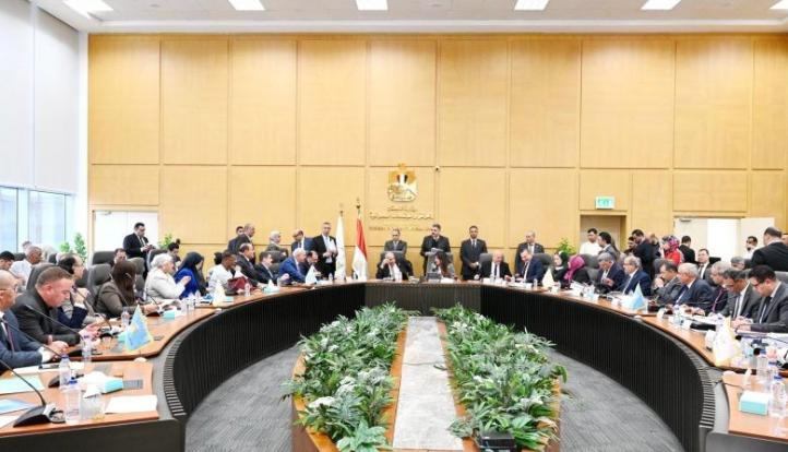 وزيرة الإسكان تبحث مع نواب البرلمان مطالب المواطنين وتؤكد تعزيز التعاون لتحقيق التنمية