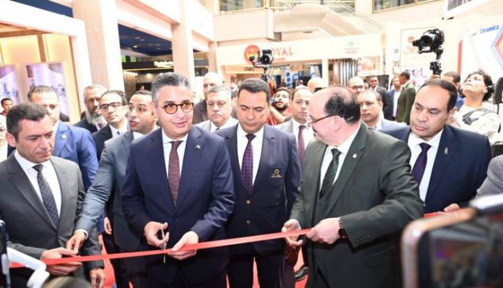 تخفيضات مباشرة وتقسيط حتى 36 شهرًا.. وزير التموين يفتتح فعاليات الدورة الـ18 لمعرض “سيراميكا ماركت amp; هوميكس
