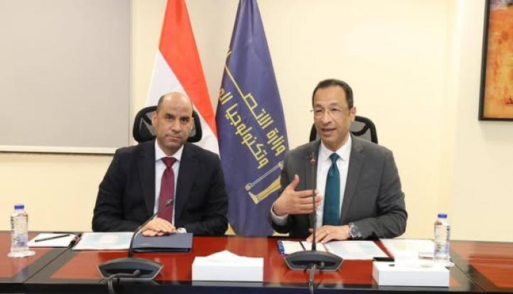 وزيرا الاتصالات والعمل يطلاق خدمة “كعب العمل” إلكترونياً عبر منصة مصر الرقمية