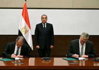رئيس الوزراء يشهد توقيع اتفاقية لتأهيل شبكات الغاز اللبنانية بخبرات قطاع البترول المصري