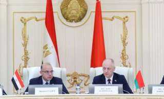 وزير الاستثمار يبحث مع نظيره البيلاروسي آليات تعزيز تواصل مجتمع الأعمال وتوطين صناعة المعدات الثقيلة