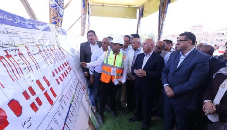 وزير النقل يشهد التشغيل التجريبي لكوبري أبوشوشة بقنا بطول 520 متراً.. والمرحلة العاجلة تشمل 53 كوبري أعلى المزلقانات