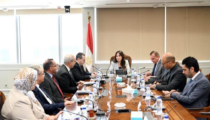 الإسكان تستعرض الموقف التنفيذي لـ 1.4 مليون وحدة تابعة لـ«تعاونيات البناء»