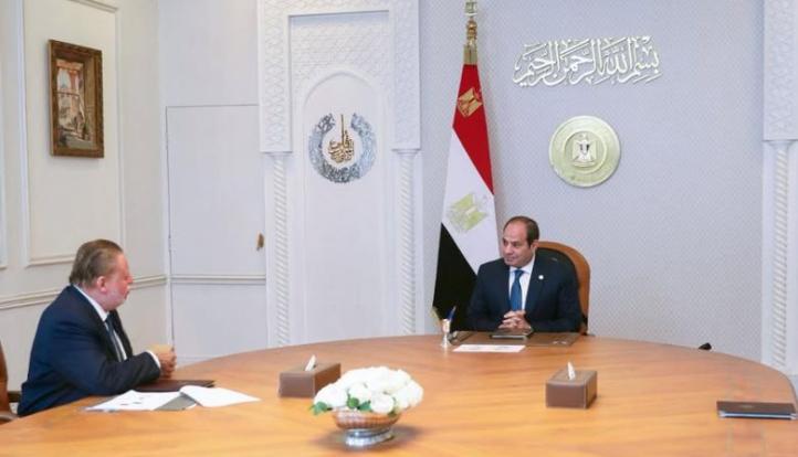 السيسي يبحث مع محافظ البنك المركزي مستجدات الاقتصاد وخفض التضخم وزيادة الاحتياطي النقدي