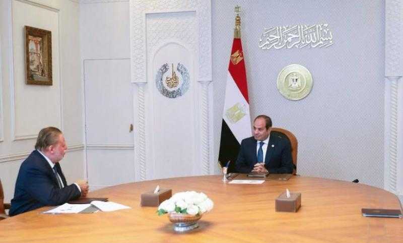 السيسي يبحث مع محافظ البنك المركزي مستجدات الاقتصاد وخفض التضخم وزيادة الاحتياطي النقدي