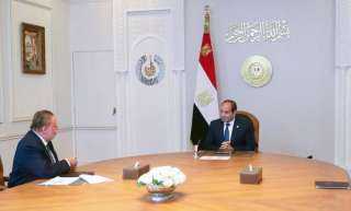 السيسي يبحث مع محافظ البنك المركزي مستجدات الاقتصاد وخفض التضخم وزيادة الاحتياطي النقدي