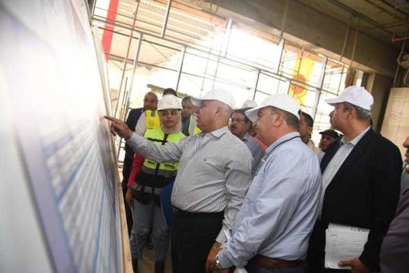 وزير النقل يتفقد الخط الأول للقطار السريع من السخنة للإسكندرية ويشيد بإنجاز كباري الخور وشرق النيل