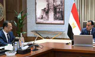رئيس الوزراء يتابع خطط الاتصالات لزيادة صادرات التعهيد إلى 6 مليارات دولار خلال 2026