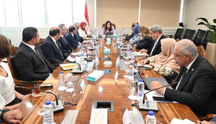 وزيرة الإسكان تتابع اللمسات النهائية لمشروع «حدائق تلال الفسطاط» استعدادًا للتشغيل