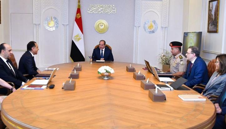 السيسي يتابع حوكمة التعيينات والإصلاح الإداري.. وتأكيد على ترسيخ الكفاءة والشفافية في الجهاز الإداري للدولة