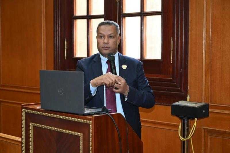 خطوة لتعزيز الأمان المروري.. لجنة الإسكان بالشيوخ تعتمد مقترح النائب محمد حمزة لإنارة الطرق الحيوية بالإسكندرية